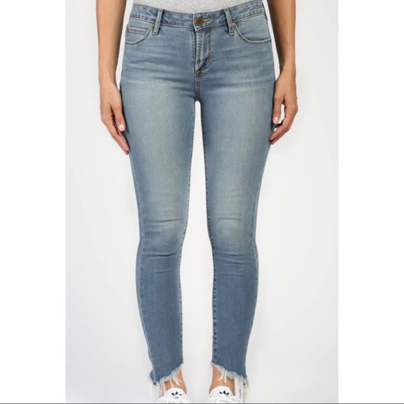 Articles of Society Frayed Raw Hem Jeans - Picture 1 of 9